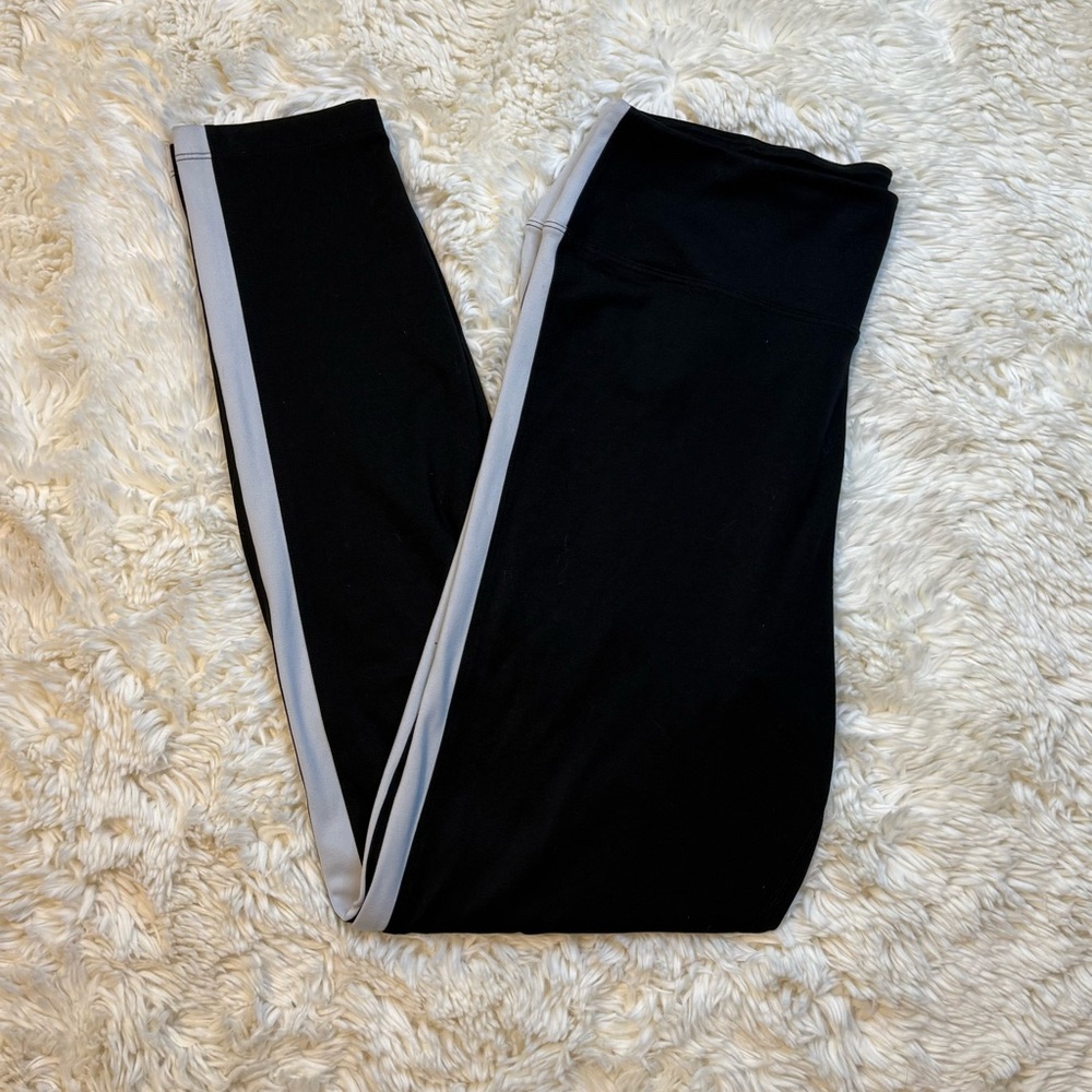 Victoria’s Secret PINK Black w/ White Stripe Leggings